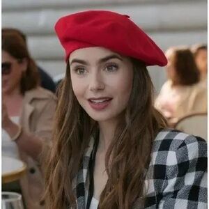 Pull&Bear Vibrant Red Beret